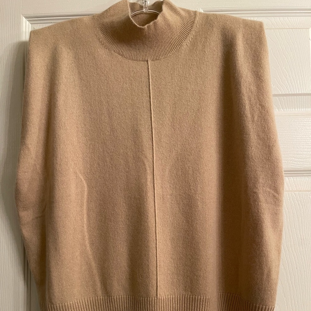 Wow look at this Banana Republic 100% Cashmere Padded Shoulder Top!
